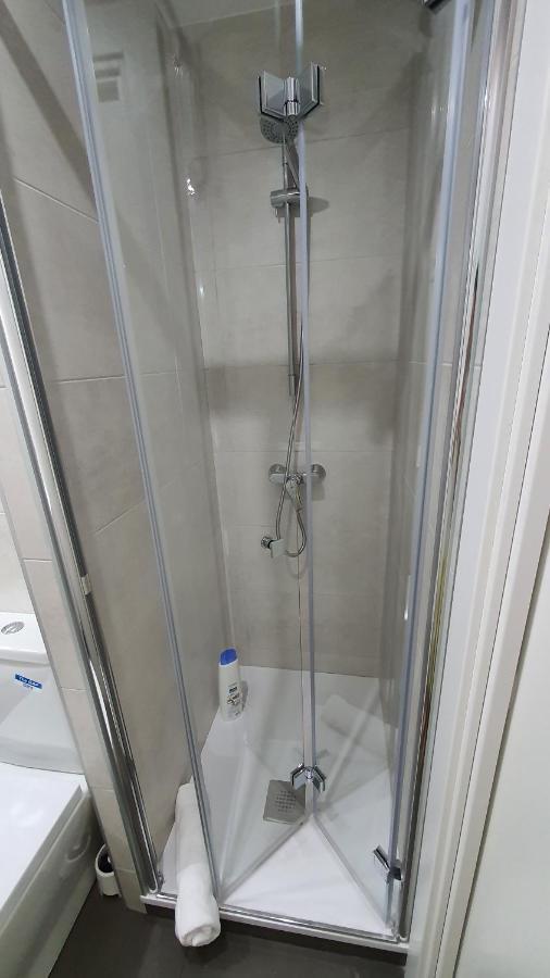Apartament Opening Doors Sagrada Familia Barcelona Zewnętrze zdjęcie